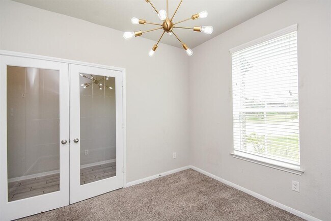 Building Photo - 2330 Honey Heights Ln