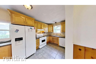 Foto del edificio - 3 br, 1 bath House - 991 Dolores Ave
