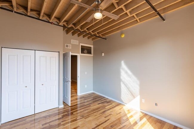 Foto del edificio - 116 N 4th St