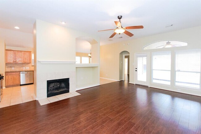 Building Photo - 11407 Shoal Creek Dr