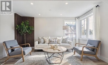 Building Photo - 2027 Brampton St