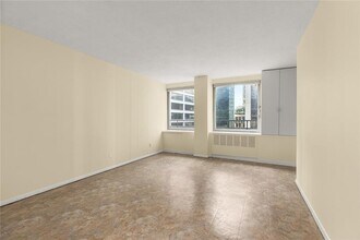 Building Photo - 130 Water St