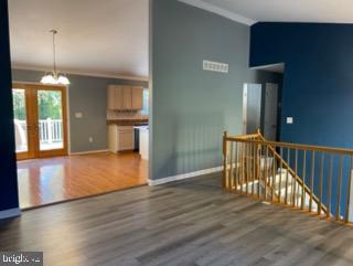 Building Photo - 1824 Cedar Dr