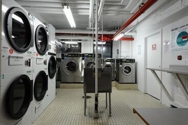 Foto del edificio - 412 E 55th St