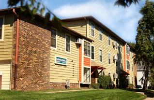 Primary Photo - Cedarwood Apartments