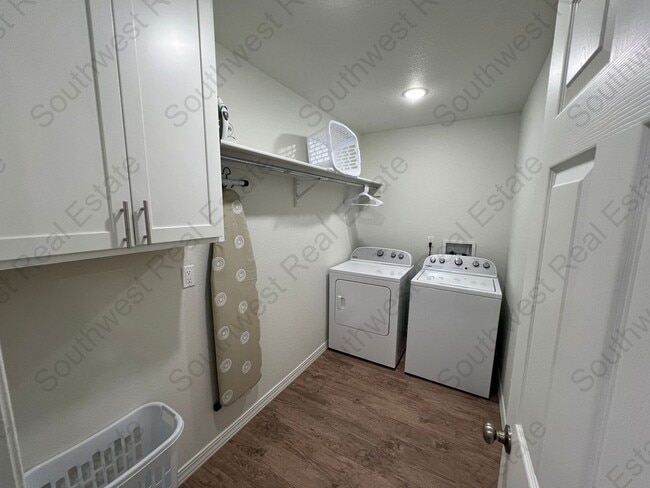 Building Photo - 2131 Bobwhite Ct