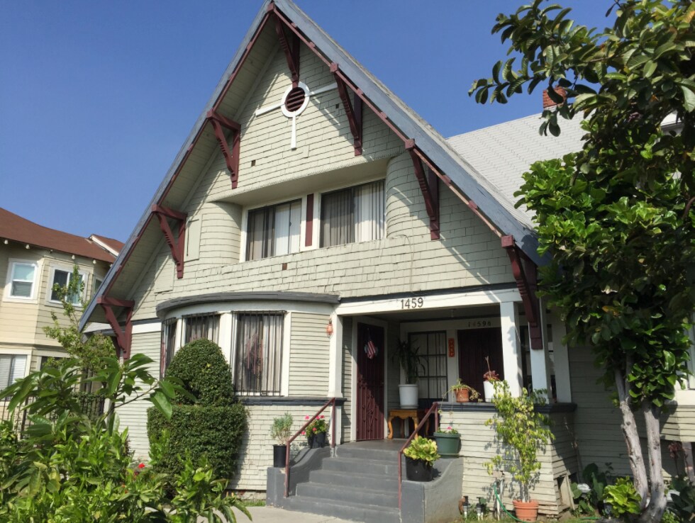 Primary Photo - 1459 W 29th St