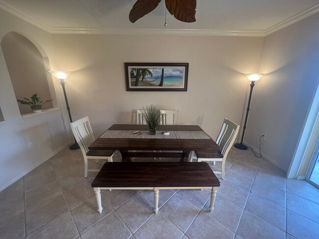 Building Photo - 3752 Parkridge Cir