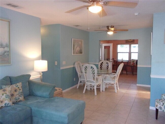 Foto del edificio - 1712 Suffolk Dr