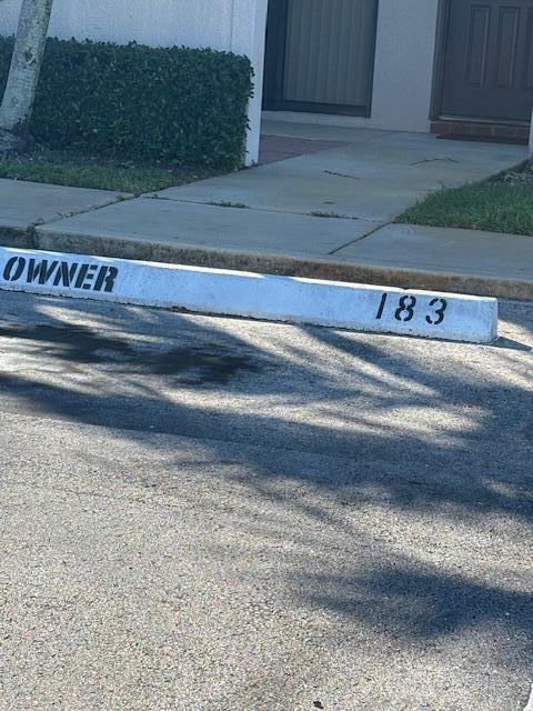 Foto del edificio - 350 Club Cir