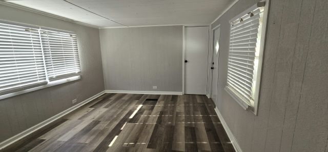 Foto del edificio - 1325 Wenlon Dr