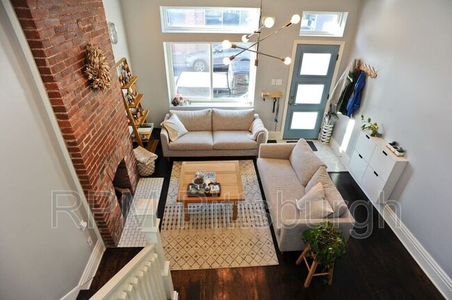 Building Photo - 4016 Willow St