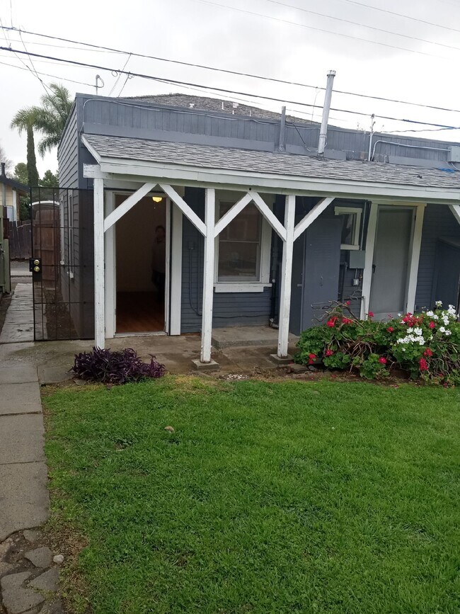 136 N Princeton Ave Unit 138.5, Fullerton, CA 92831 Condo for Rent in