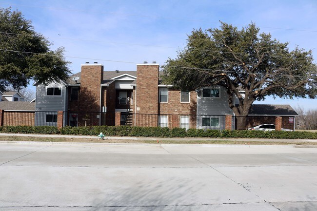Building Photo - Meadows Condos