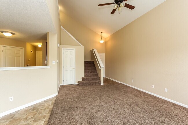 Building Photo - 1240 Cutler Ln