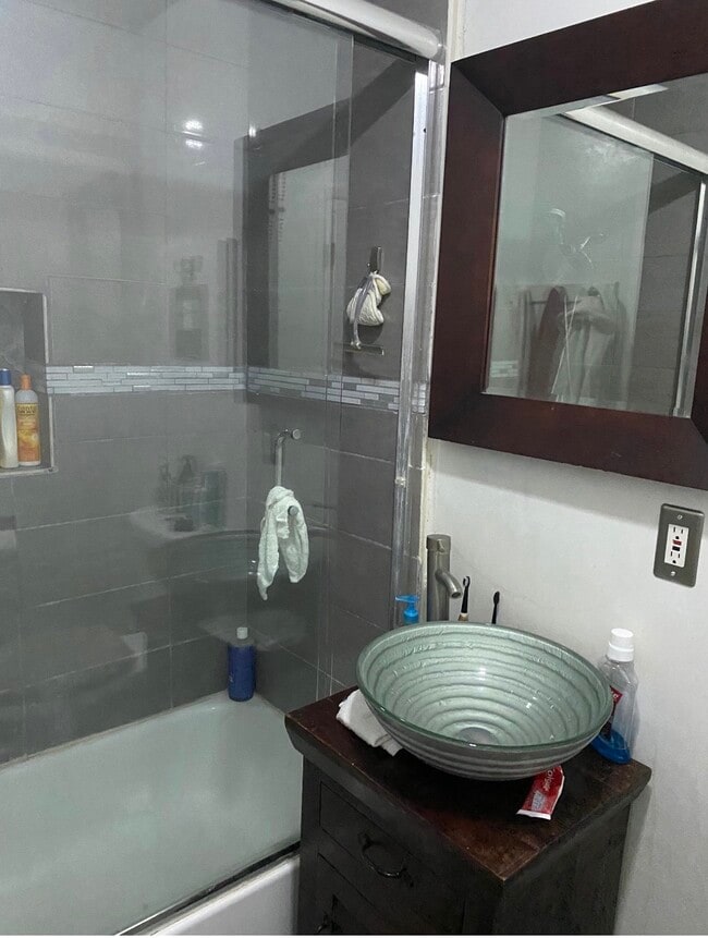 Building Photo - 5051 Woodman Ave