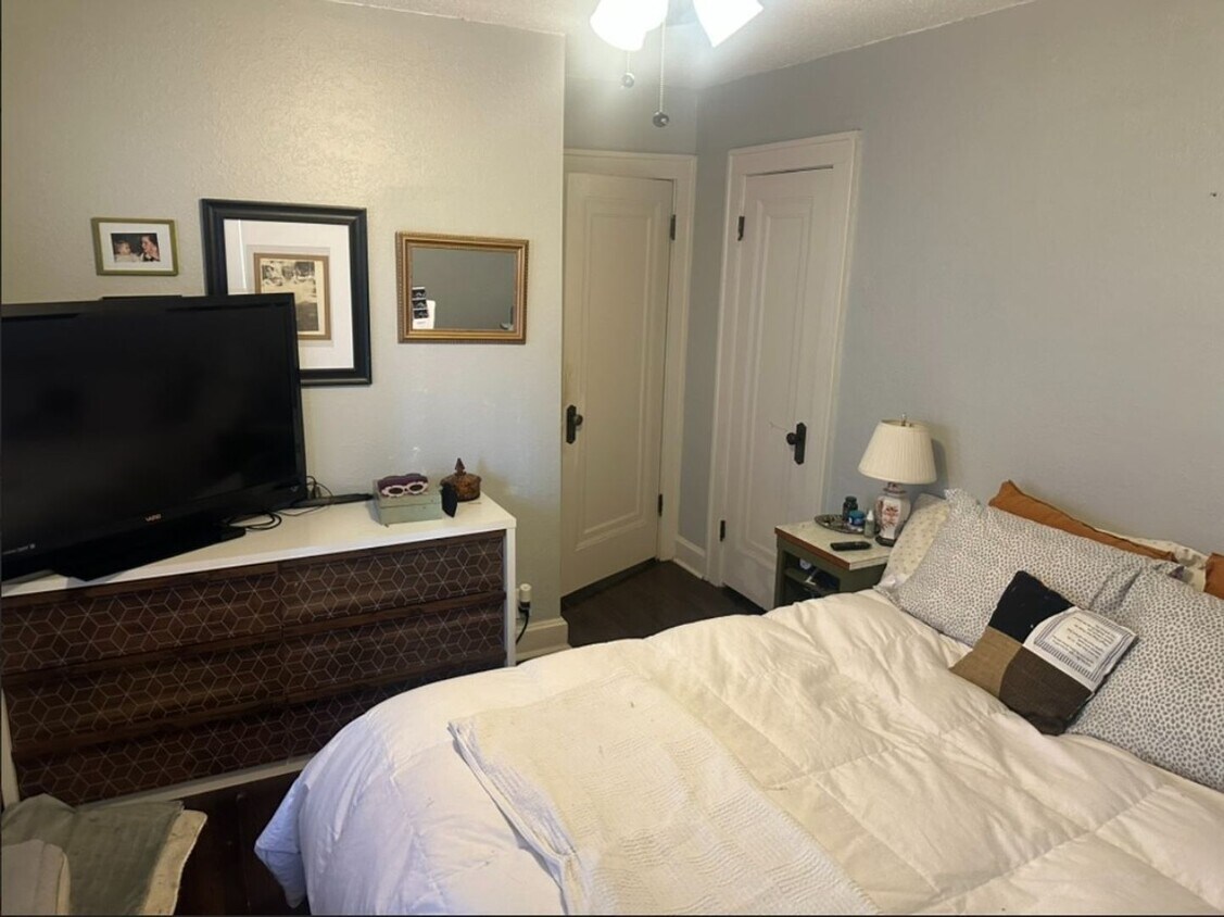 Foto del edificio - Beautifully Designed 2BR|1BA | Coming Soon!