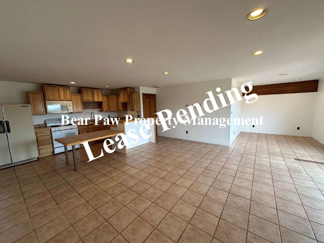 Top Floor Duplex in Conifer!! - Top Floor Duplex in Conifer!!