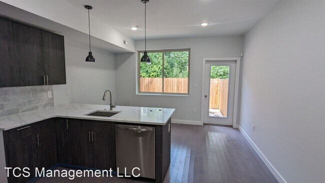 Foto del edificio - 3 br, 3 bath House - 1023 W Nevada St