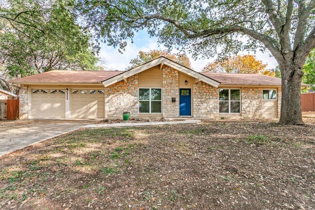 Foto del edificio - Beautiful single-story home in well-established Rolling Ridge