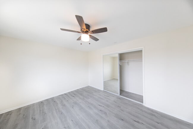 Building Photo - 1452 W 134th St