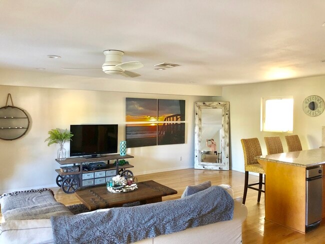 Living room - 210 Whiting St