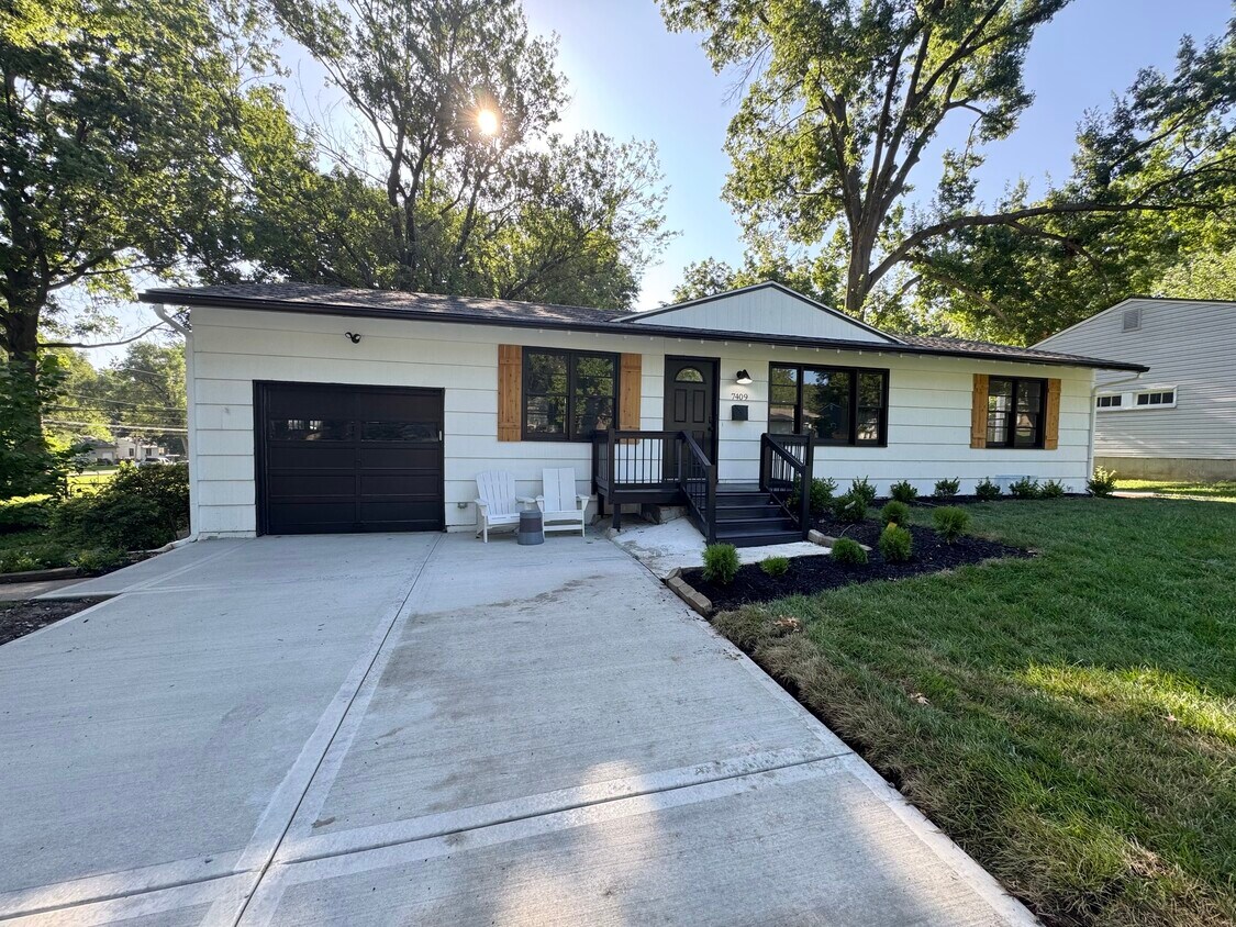 Foto principal - 7409 Beverly St