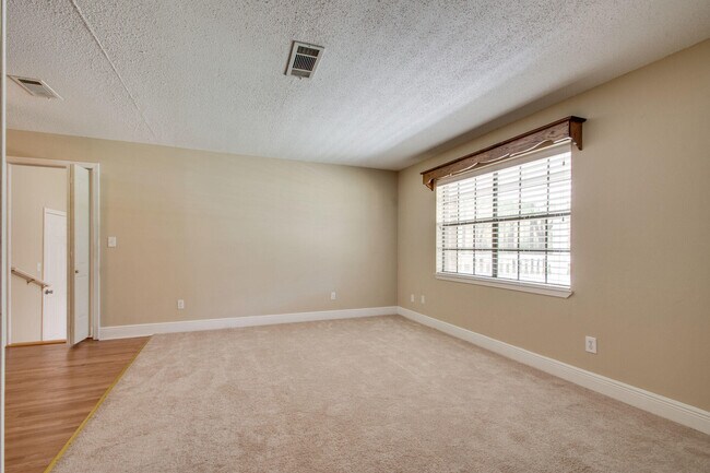 Foto del edificio - 1401 Co Hwy 3280