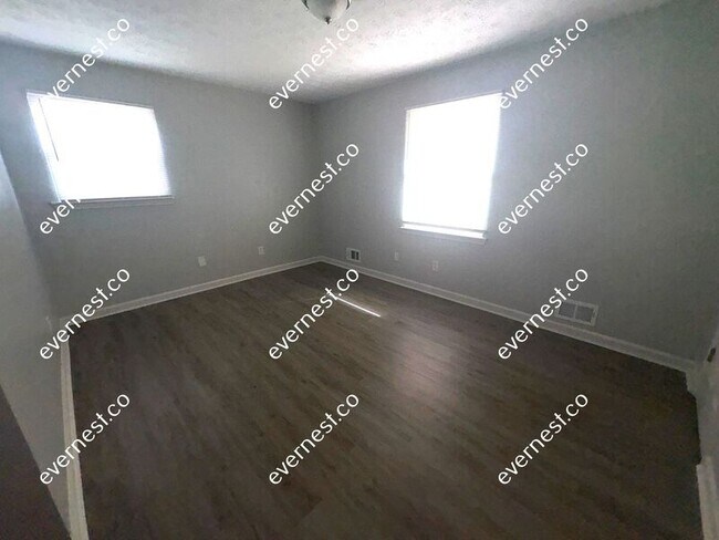 Building Photo - 66 Montego Cir