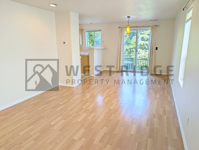 Building Photo - 519 SW 207th Ave