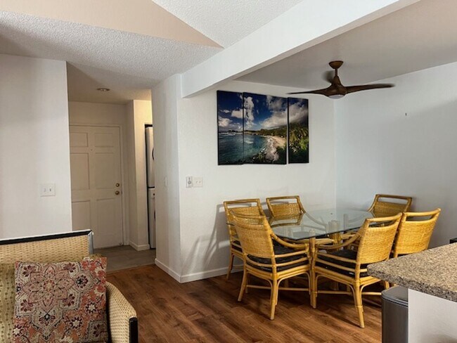Building Photo - Fully Upgraded and Private 2 Bedroom / 2 Bath Condo