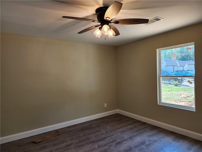 Building Photo - 500 Brookstone Dr