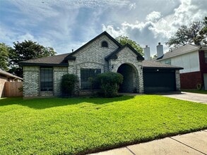 Building Photo - 2406 Old Dixie Dr
