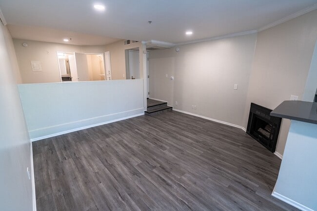 Interior Photo - 1223 Federal Ave