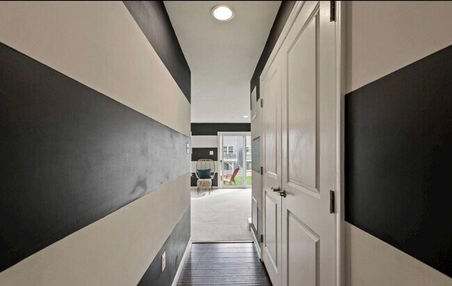 Foto del edificio - 12213 Montreat Pl