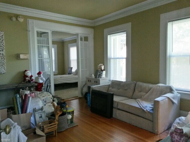 Building Photo - 1 br, 1 bath Condo - 500 Riverside Ave Unit 1