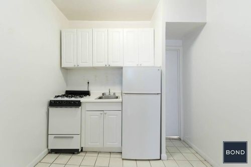 Foto del edificio - 345 E 53rd St