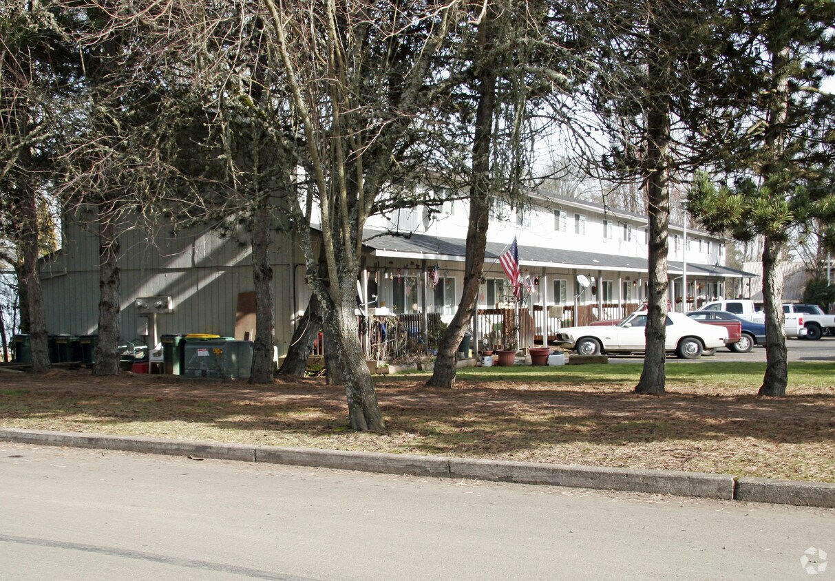 1709 19th Ave, Forest Grove, OR 97116 Apartments in Forest Grove, OR