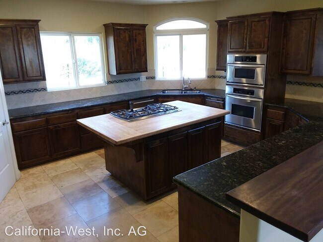 Foto del edificio - 3 br, 3 bath House - 1640 LAGUNA