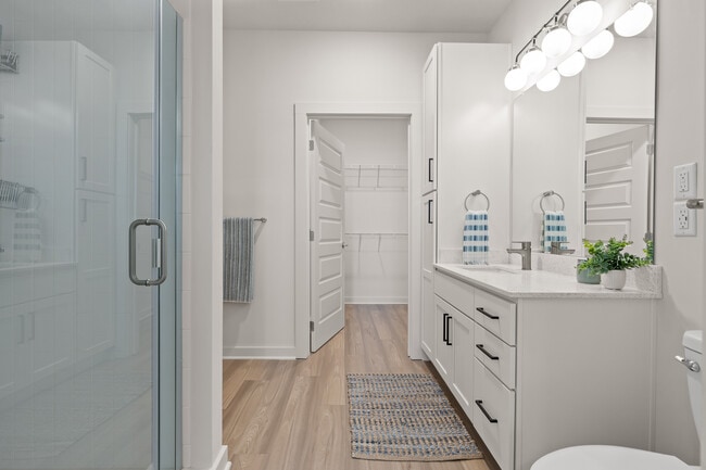 Your Refresh Between Innings - Aviator | 642sq/ft - Yardley Flats Apartments
