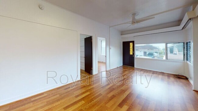 Building Photo - 1586 Nobrega St