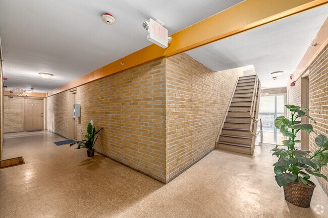 Lobby Photo - 24350 Lake Shore Blvd