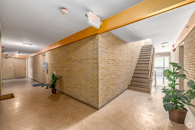 Vestíbulo - Sunrise Apartments