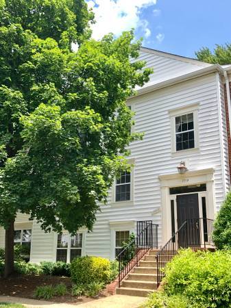 Building - 7719 Inversham Dr