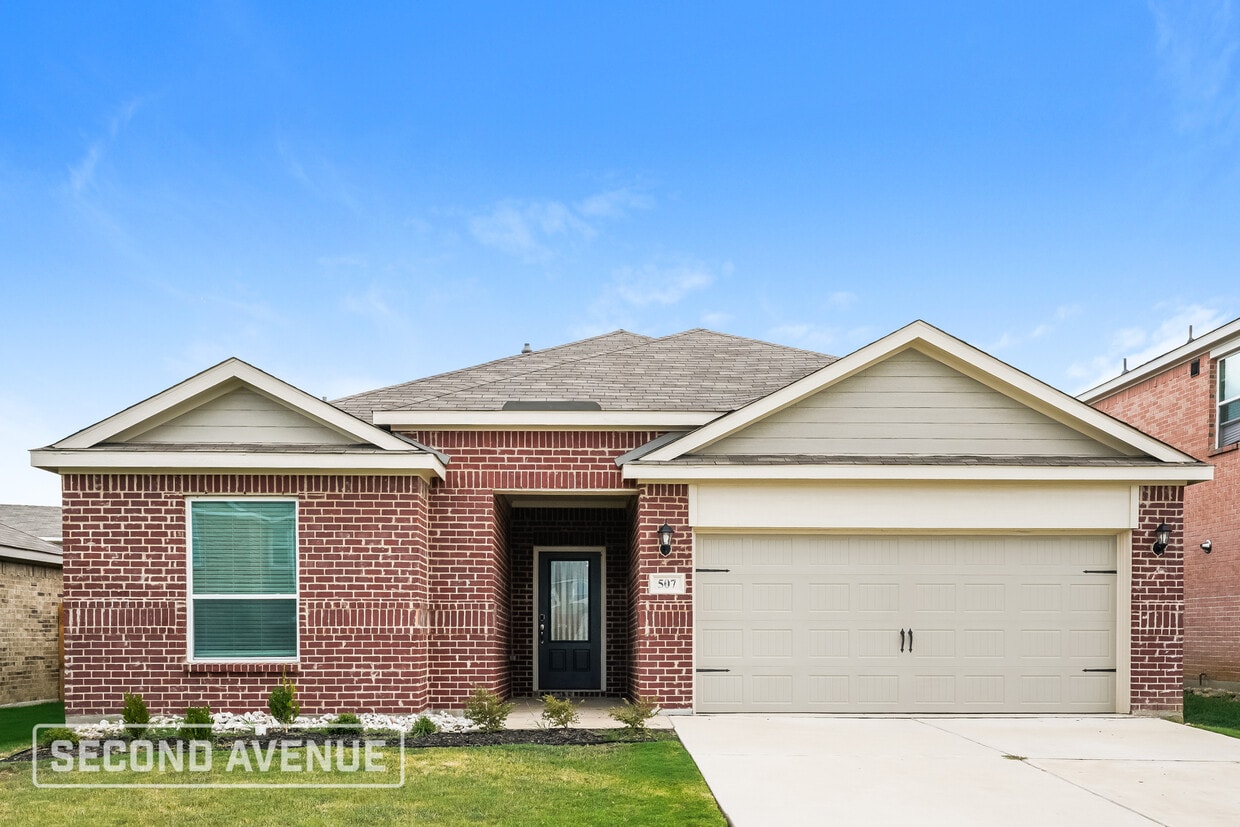 Primary Photo - 507 Bennie Leonard St