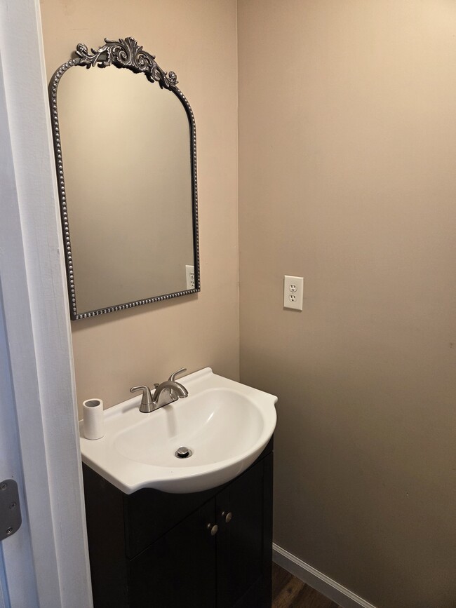Foto del edificio - 154 Davis Ln