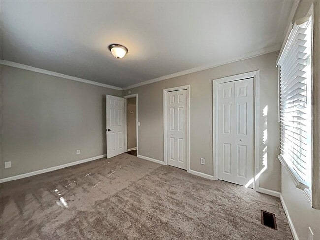 Building Photo - 5779 Hillside Dr NW