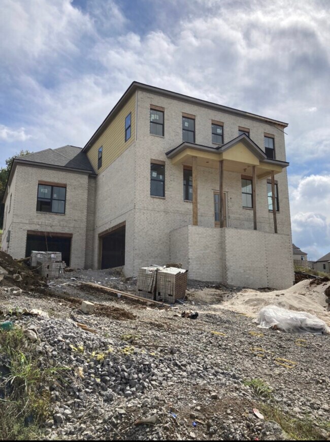 Building Photo - 7208 Roland Ln