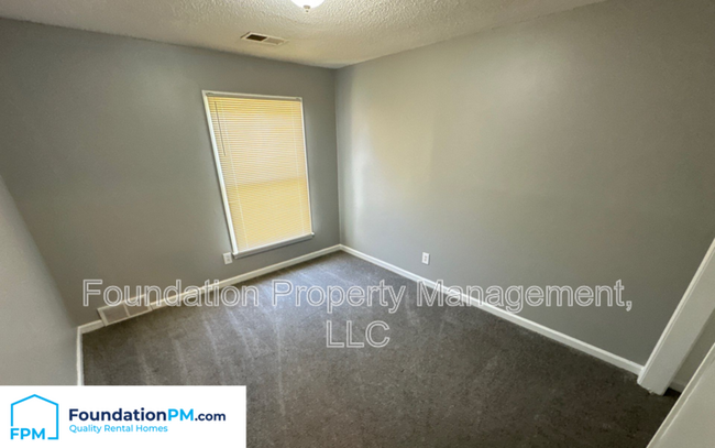 Foto del edificio - 5572 Crepe Myrtle Drive