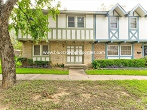 Building Photo - 462 Westview Terrace